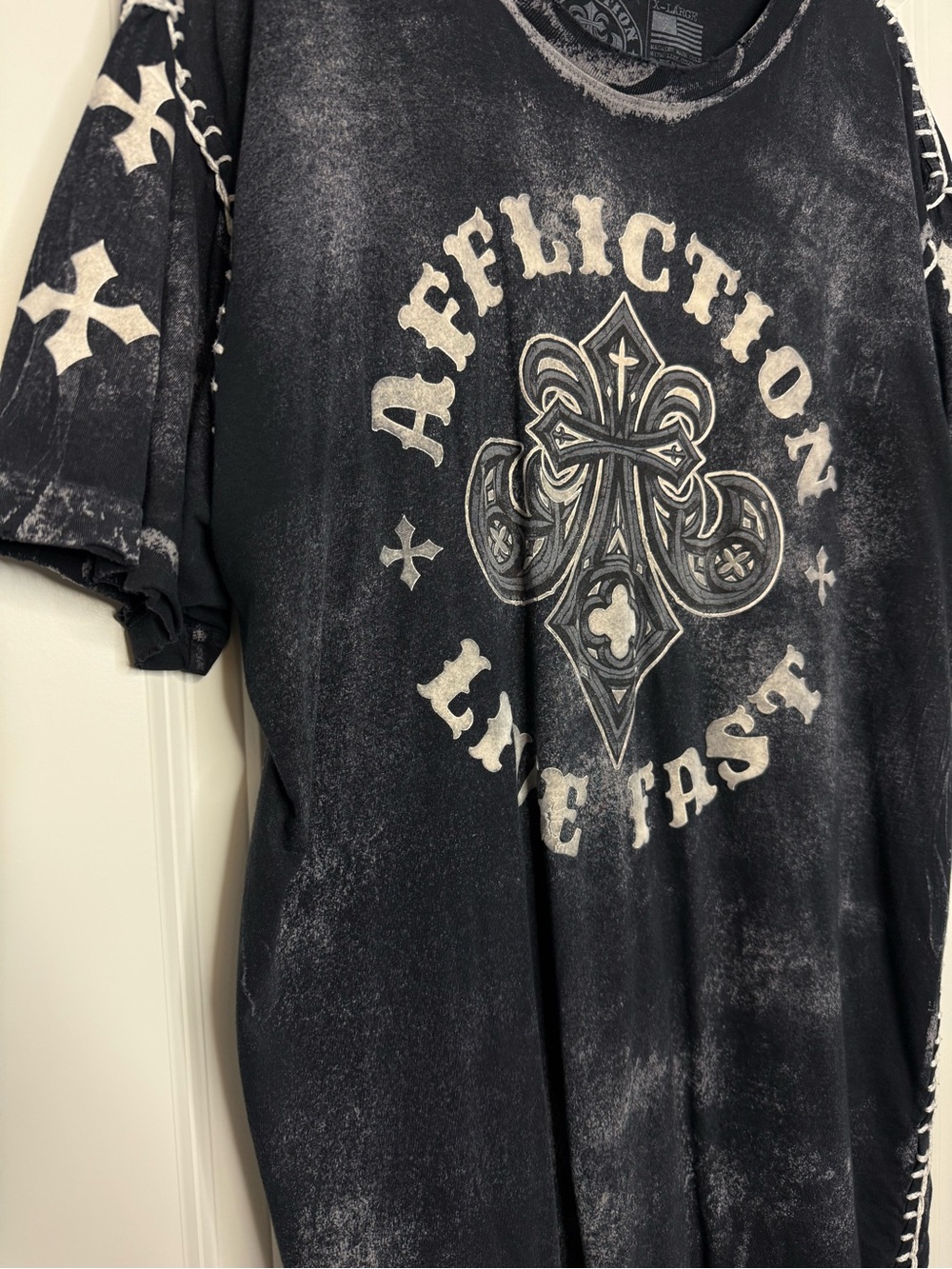 Affliction Black Distressed Live Fast Graphic Tee - Picture 2 of 3